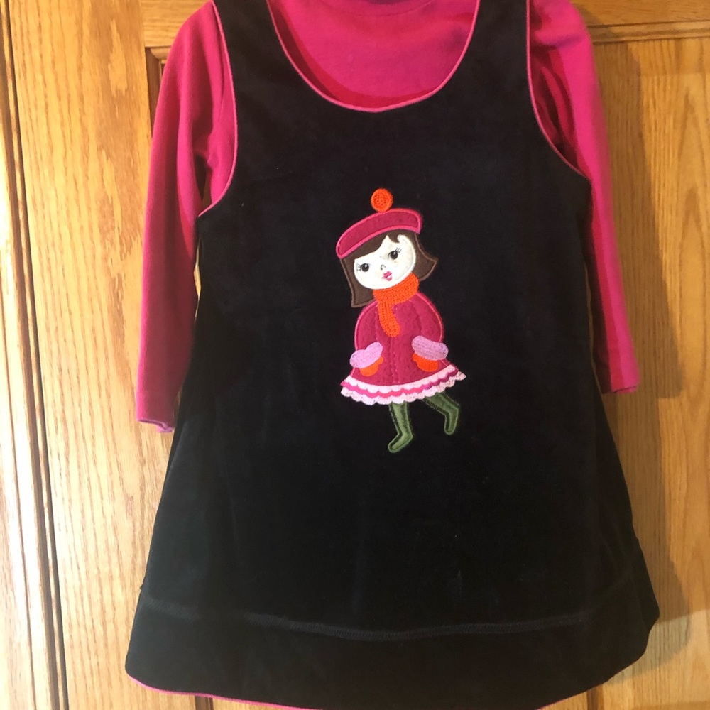 Cute two piece velour dress.  Size 3 Jane Seymour dress. Like new.